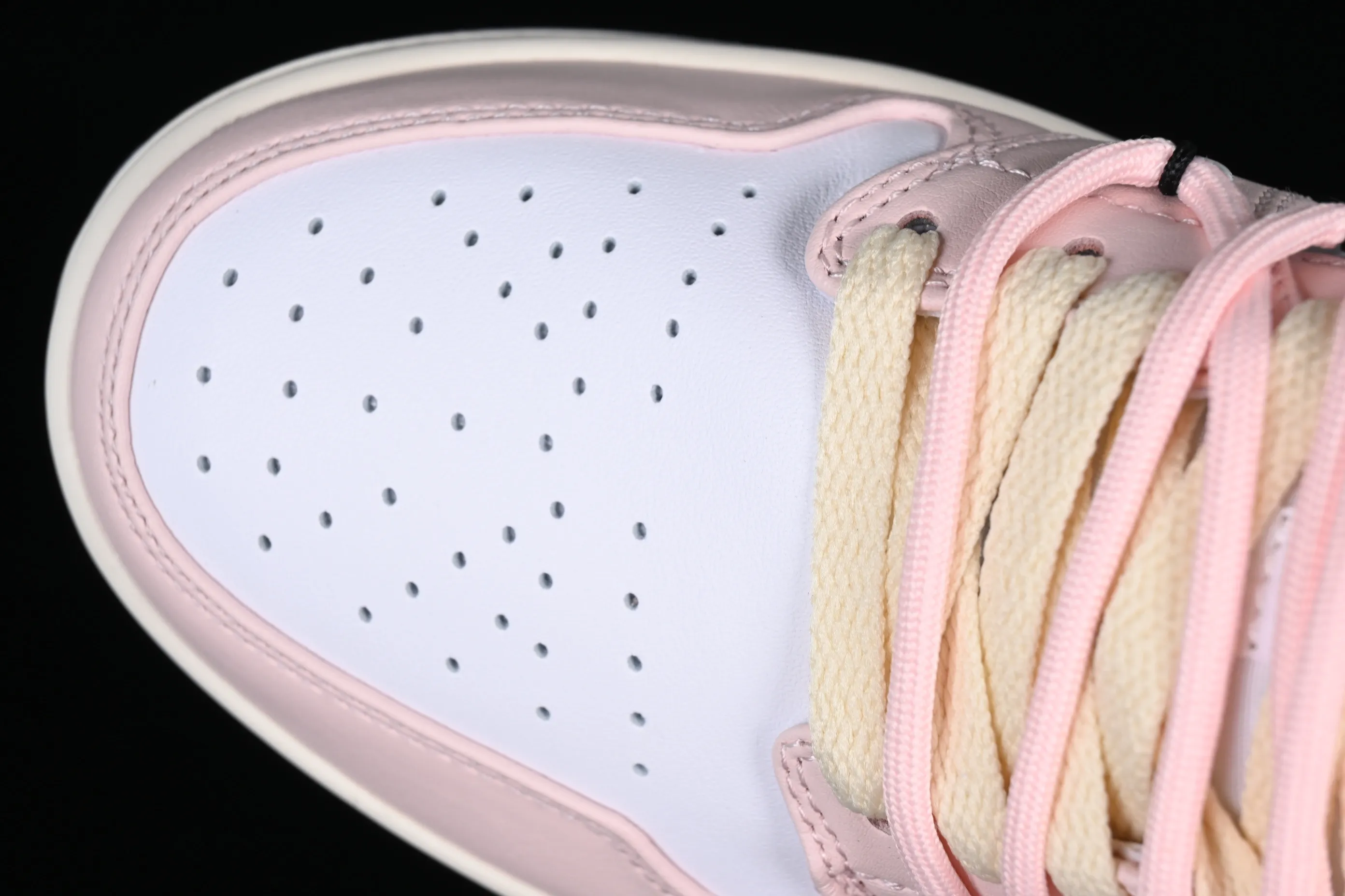 All categories Air Jordan Jordan series basketball shoes Air Jordan 1 Low Z version Air Jordan 1 Low AJ1 Joe 1 customized version strap deconstruction sports culture basketball shoes 553558-053